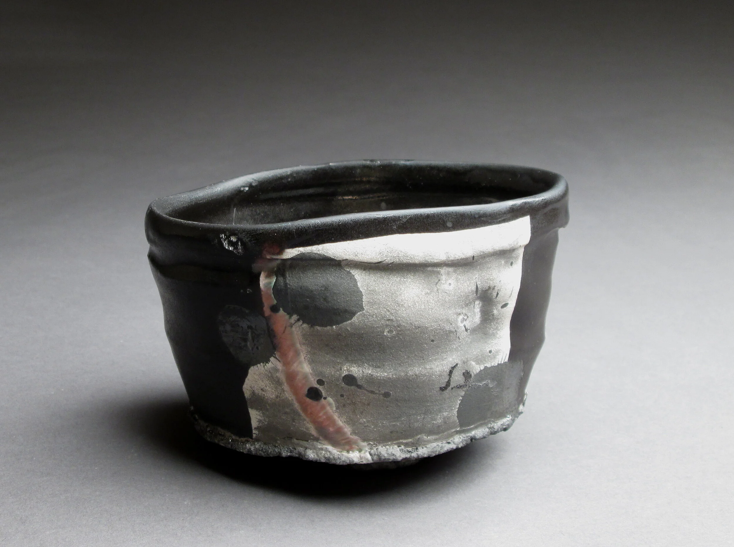 Hikidashi Kuro Oribe Chawan — Robert Fornell Ceramics
